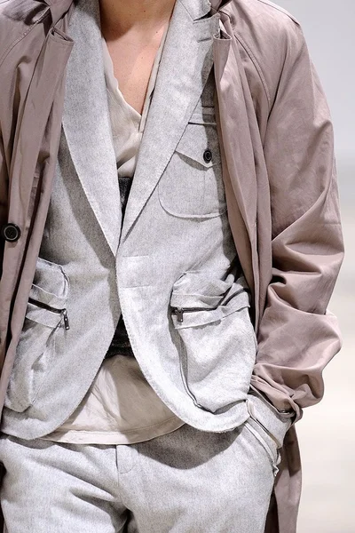 Look 63